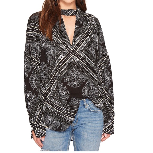 Free People Tops - ♦️SOLD♦️Free People Walking On a Dream Tunic
